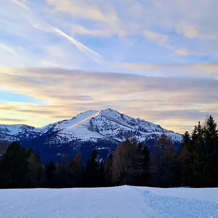 Almhuette Sunset - 1510m Chalet